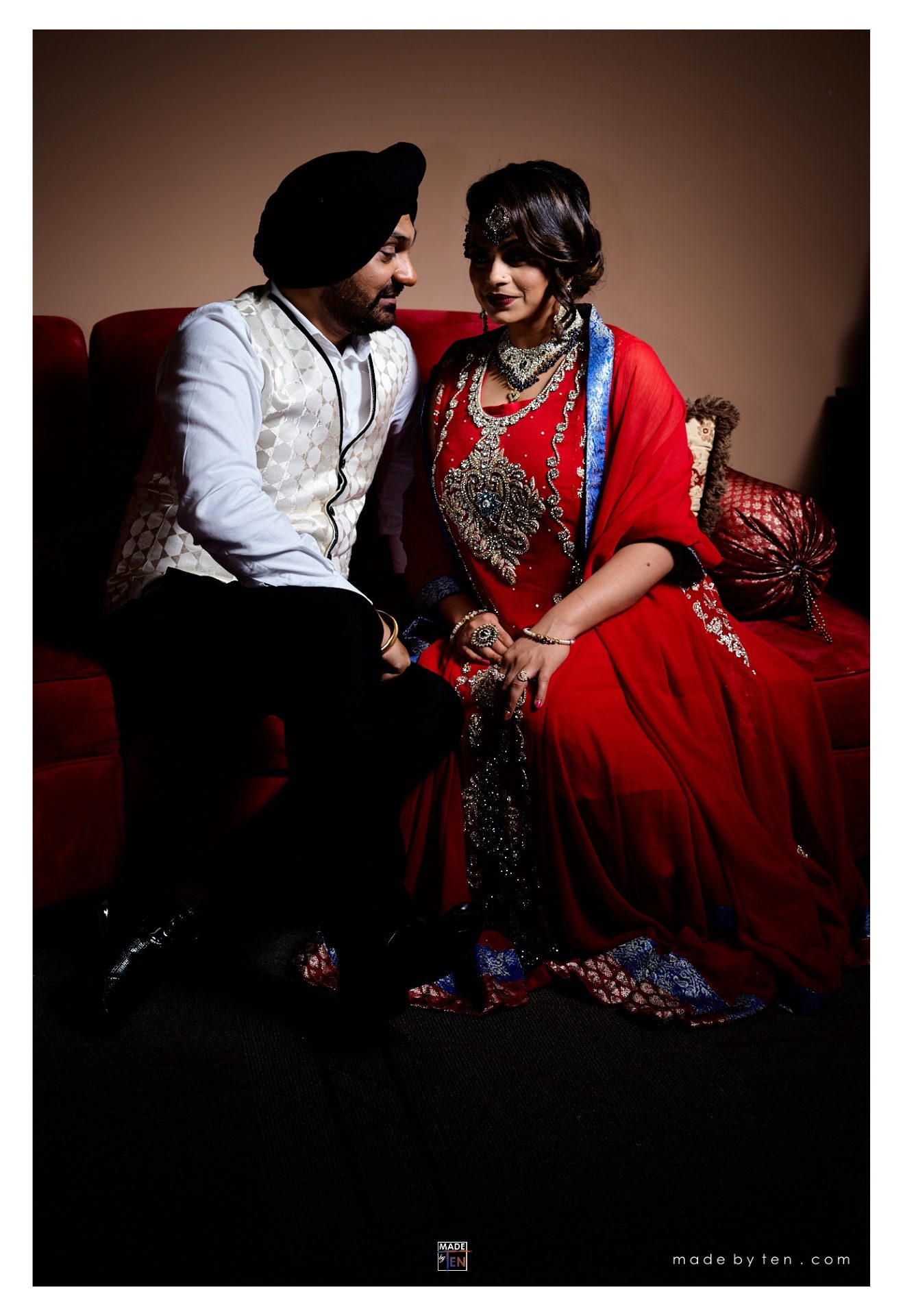 Couch - GTA Women Couple Photography