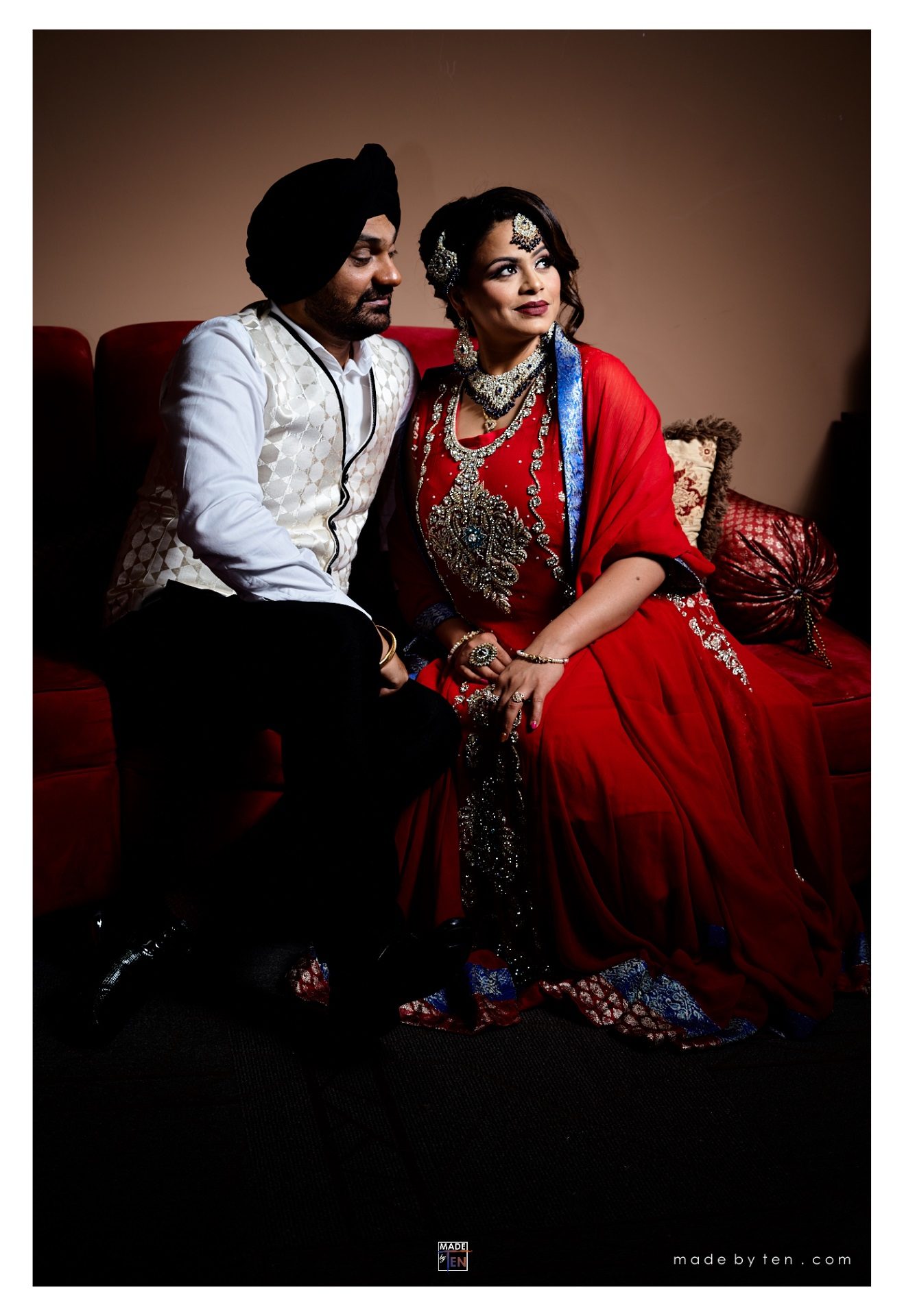 Couch - GTA Women Couple Photography